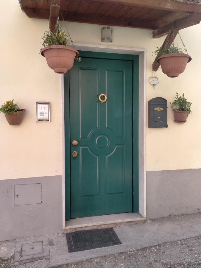 B&B Gardasee كاستلْنْيوفو ديل غارد المظهر الخارجي الصورة