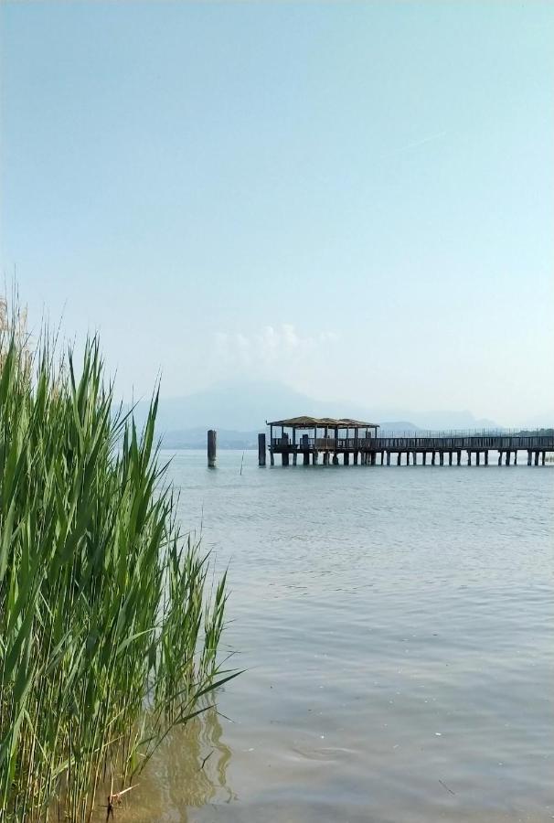 B&B Gardasee كاستلْنْيوفو ديل غارد المظهر الخارجي الصورة