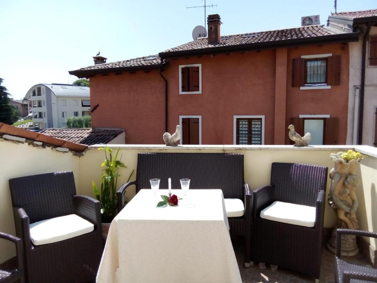 B&B Gardasee كاستلْنْيوفو ديل غارد المظهر الخارجي الصورة