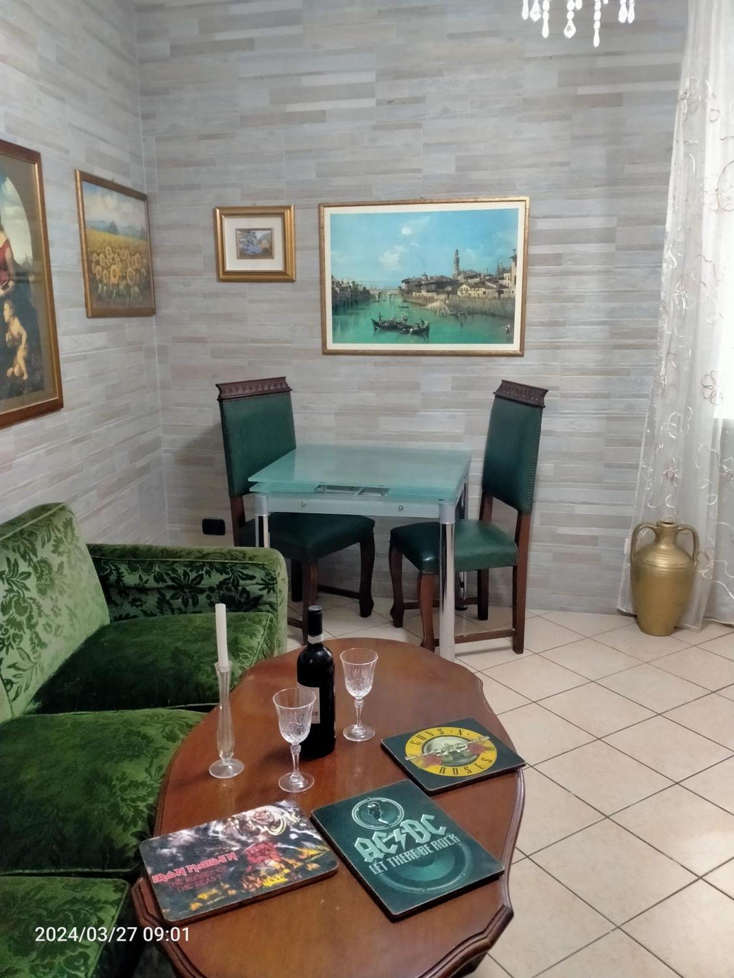 B&B Gardasee كاستلْنْيوفو ديل غارد المظهر الخارجي الصورة
