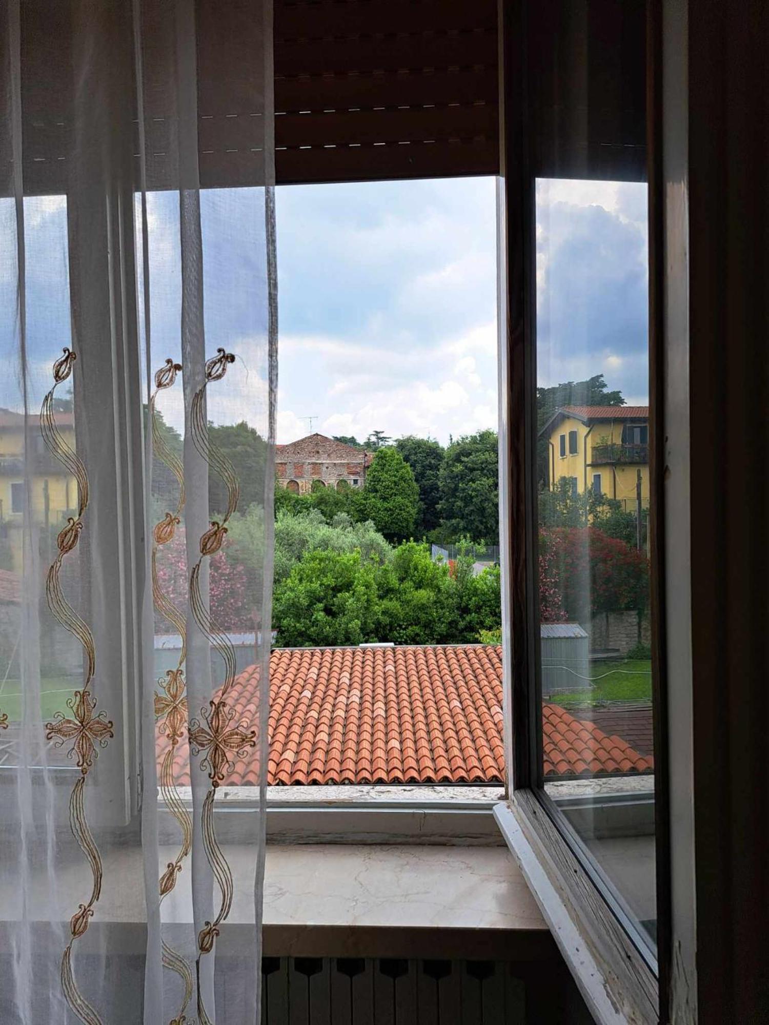 B&B Gardasee كاستلْنْيوفو ديل غارد المظهر الخارجي الصورة