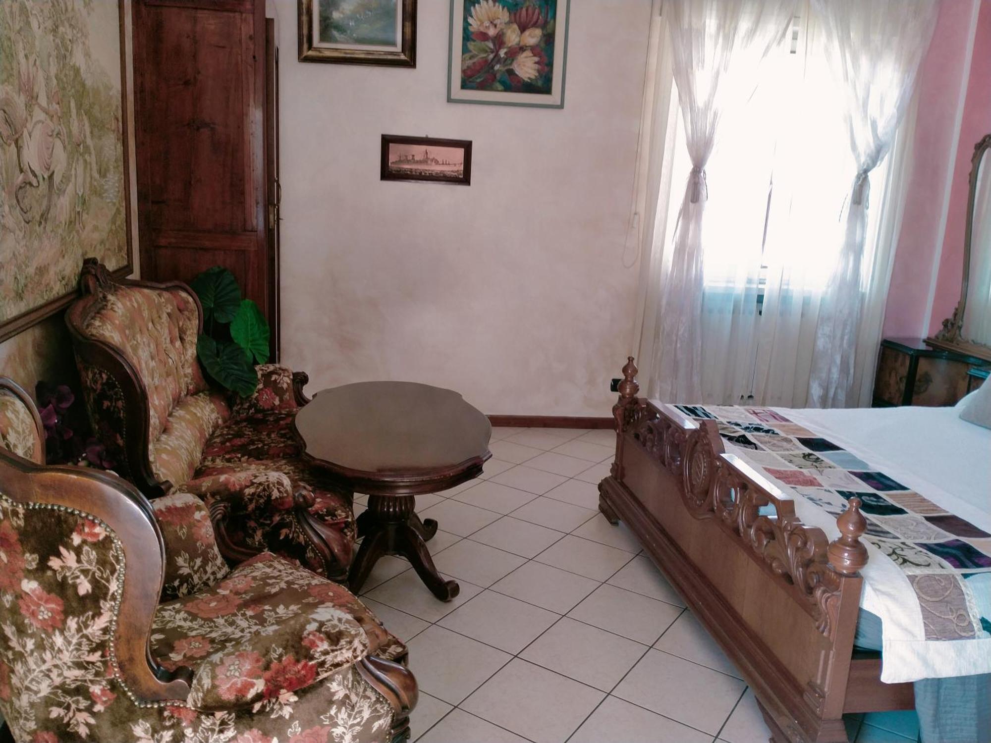 B&B Gardasee كاستلْنْيوفو ديل غارد المظهر الخارجي الصورة